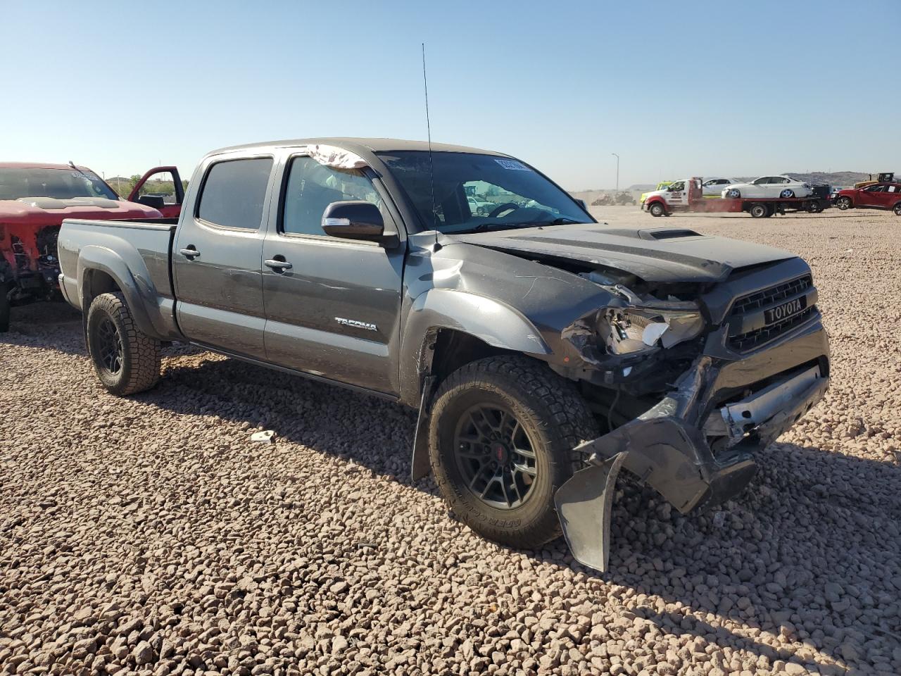 2015 Toyota Tacoma - Image 4