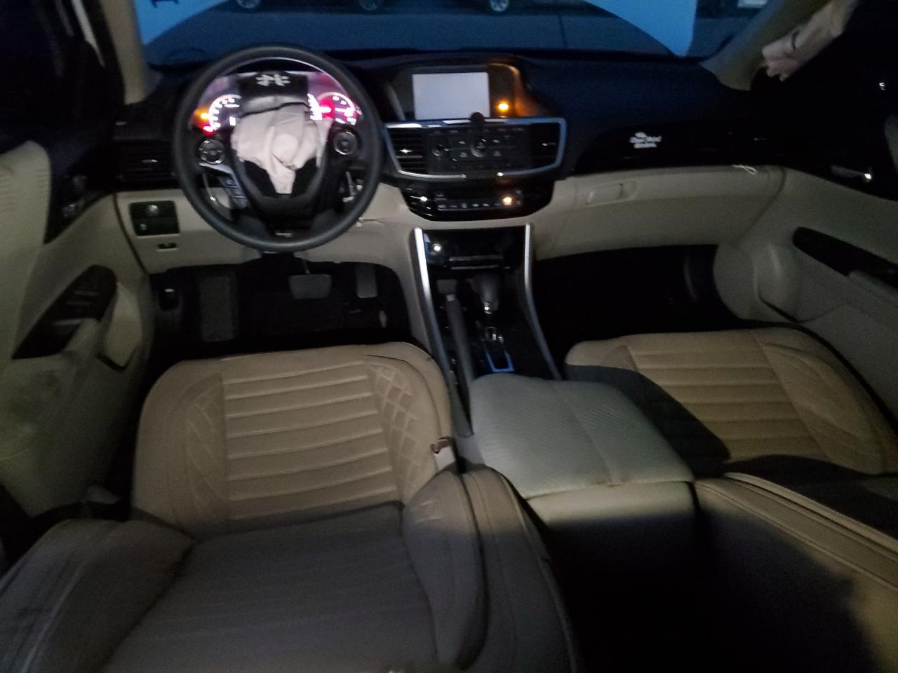 2017 Honda Accord - Image 8