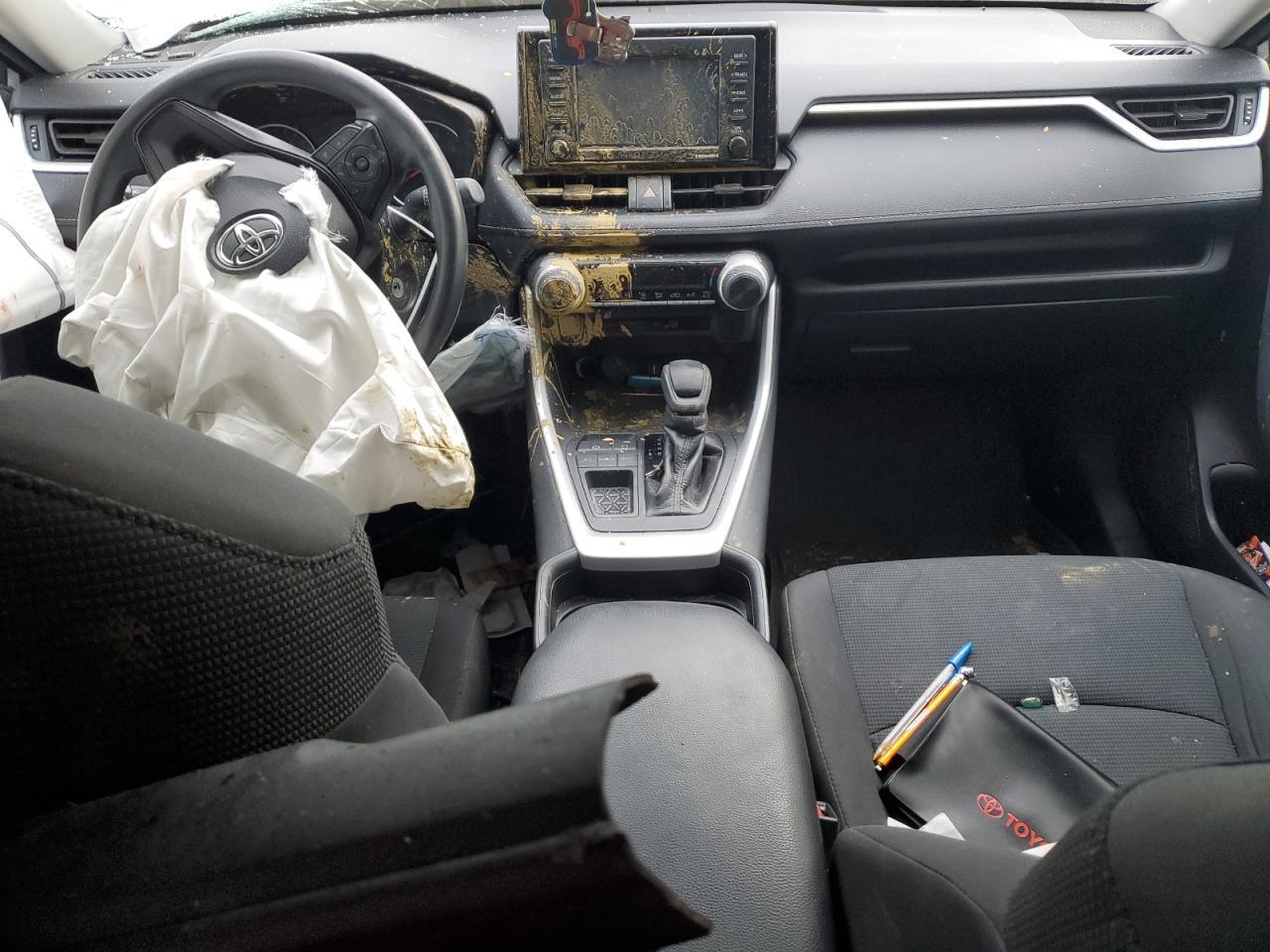2020 Toyota RAV 4 - Image 8