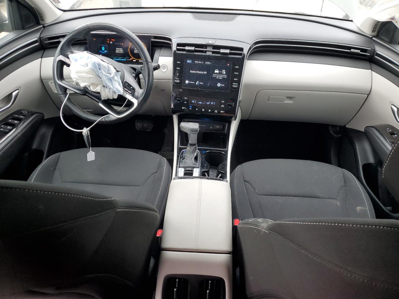 2022 Hyundai Tucson - Image 8