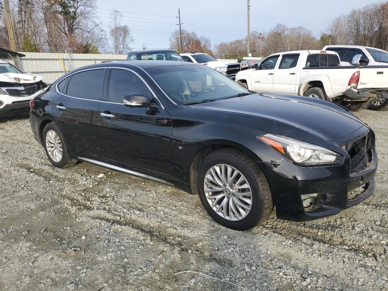2015 Infiniti Q70 - Image 4