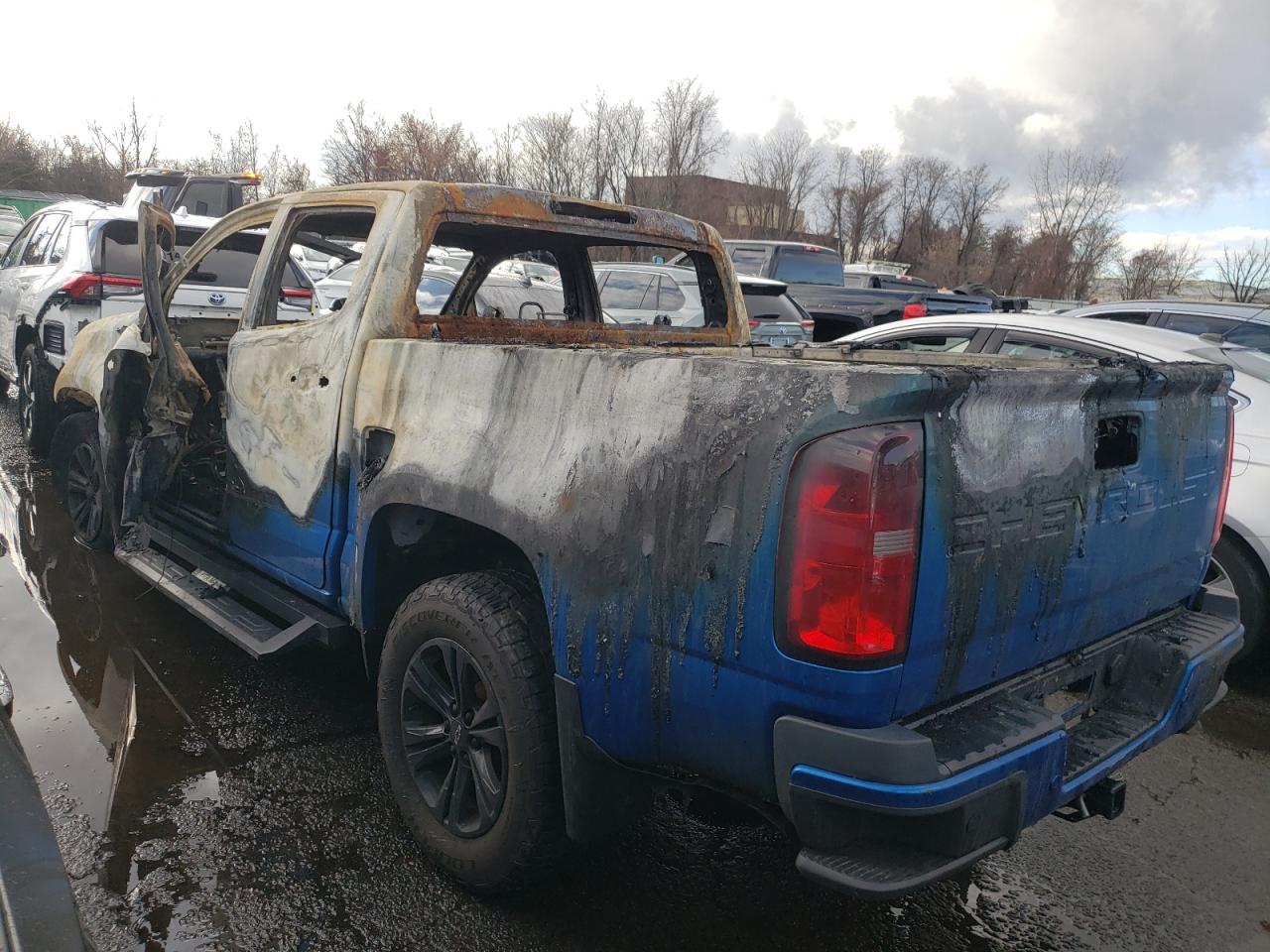 2021 Chevrolet Colorado - Image 2