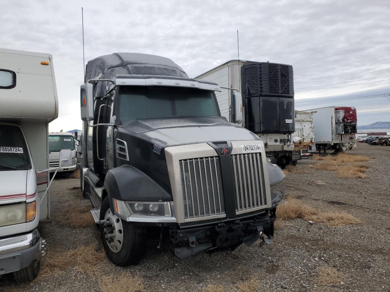 2022 Western Star/Auto Car 5700 Xe for Sale in Helena, MT - Side
