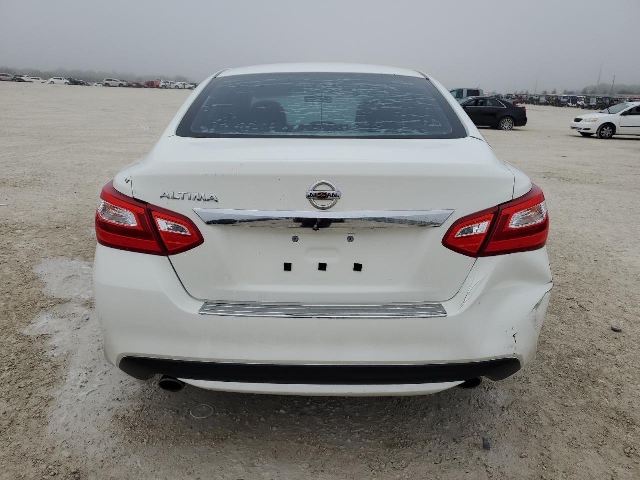 2016 Nissan Altima - Image 6