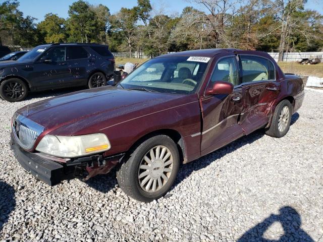 2004 Lincoln Town Car Executive