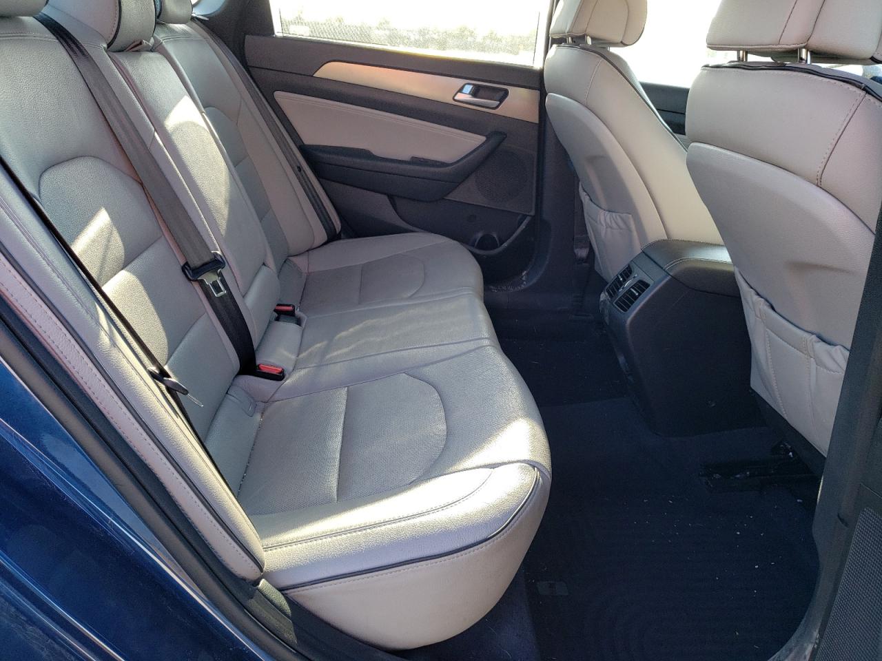 2015 Hyundai Sonata - Image 10
