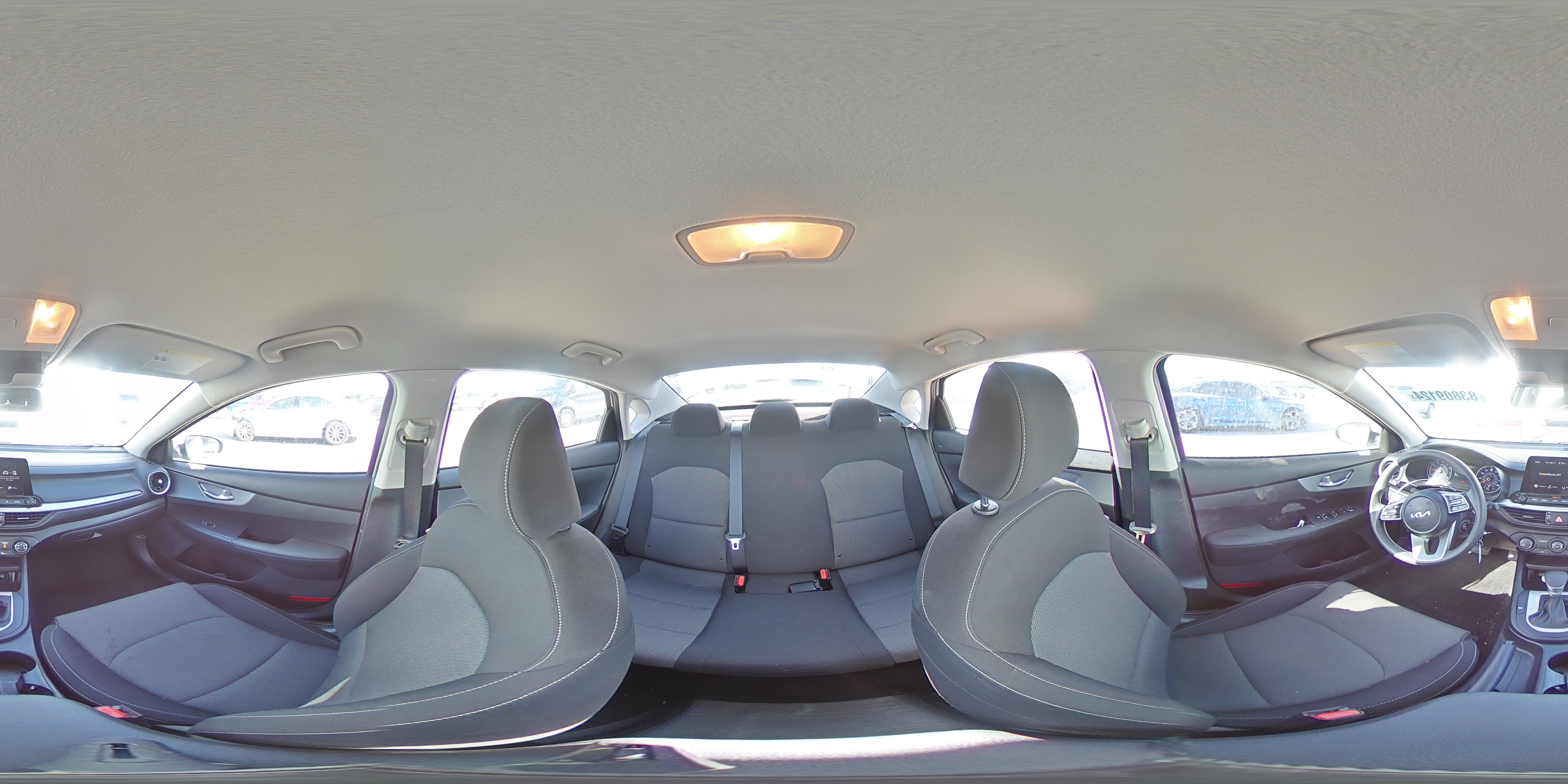 2023 Kia Forte - Image 13