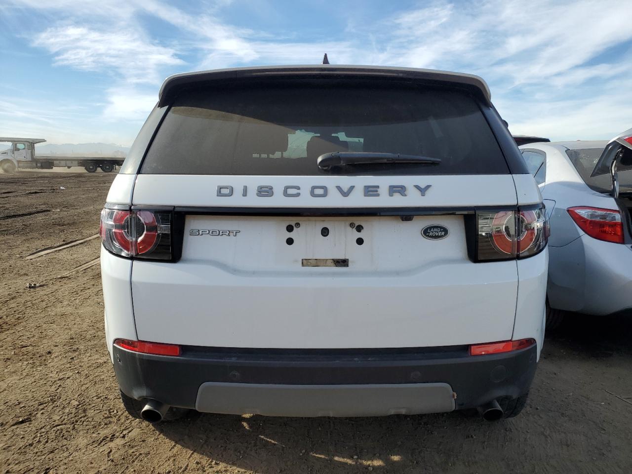 2018 Land Rover Discovery - Image 6