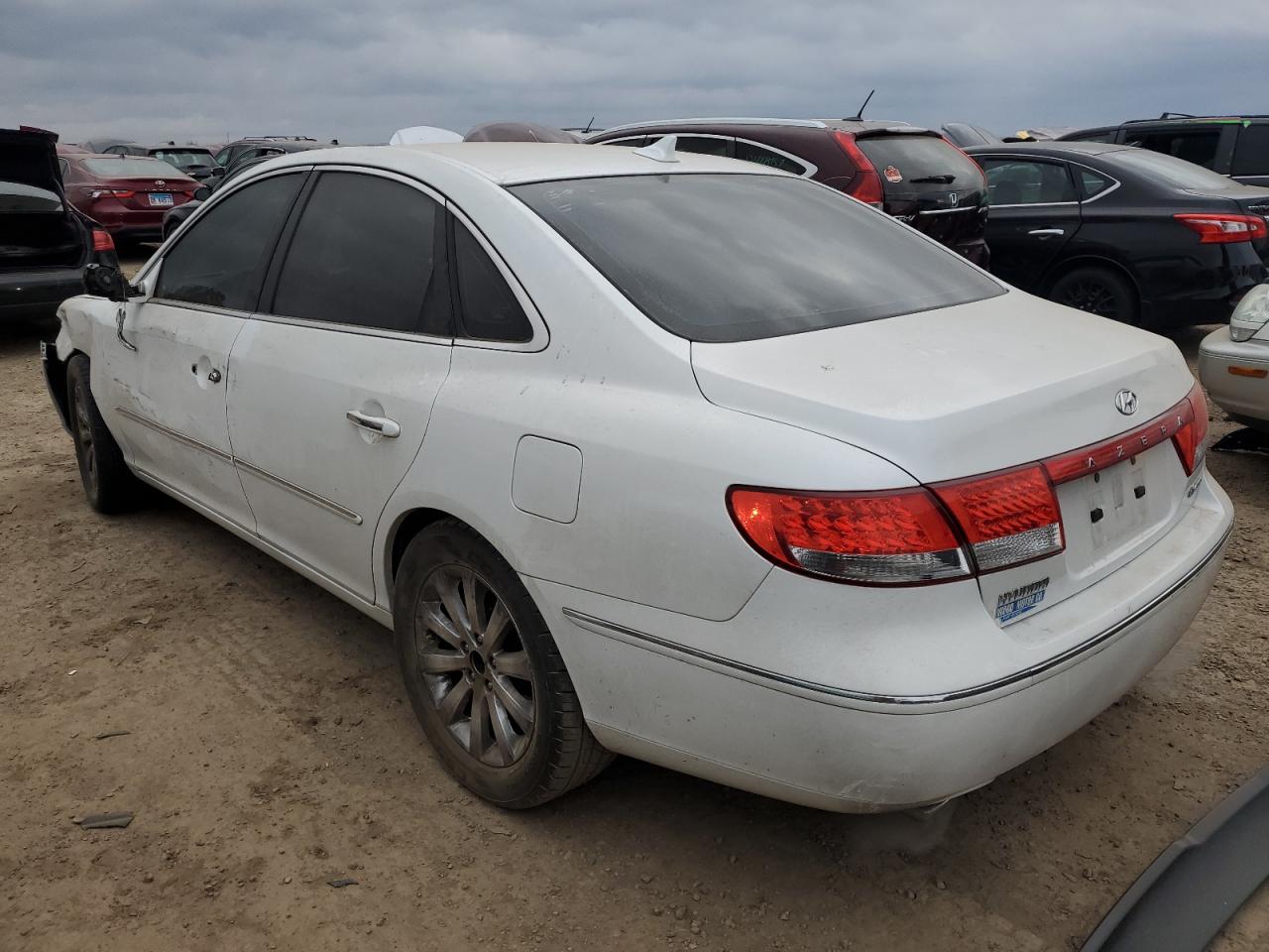2009 Hyundai Azera - Image 2