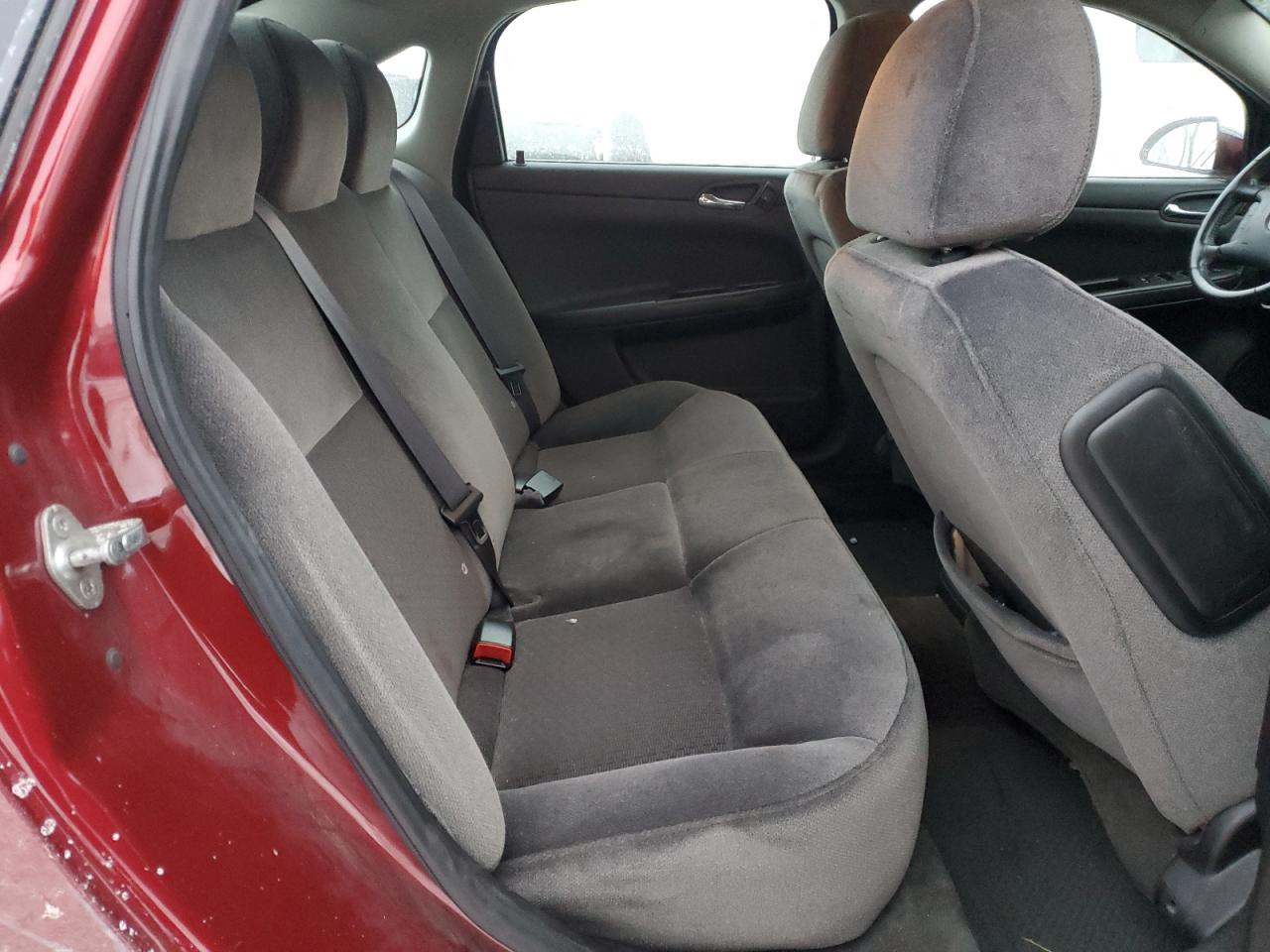 2011 Chevrolet Impala - Image 10