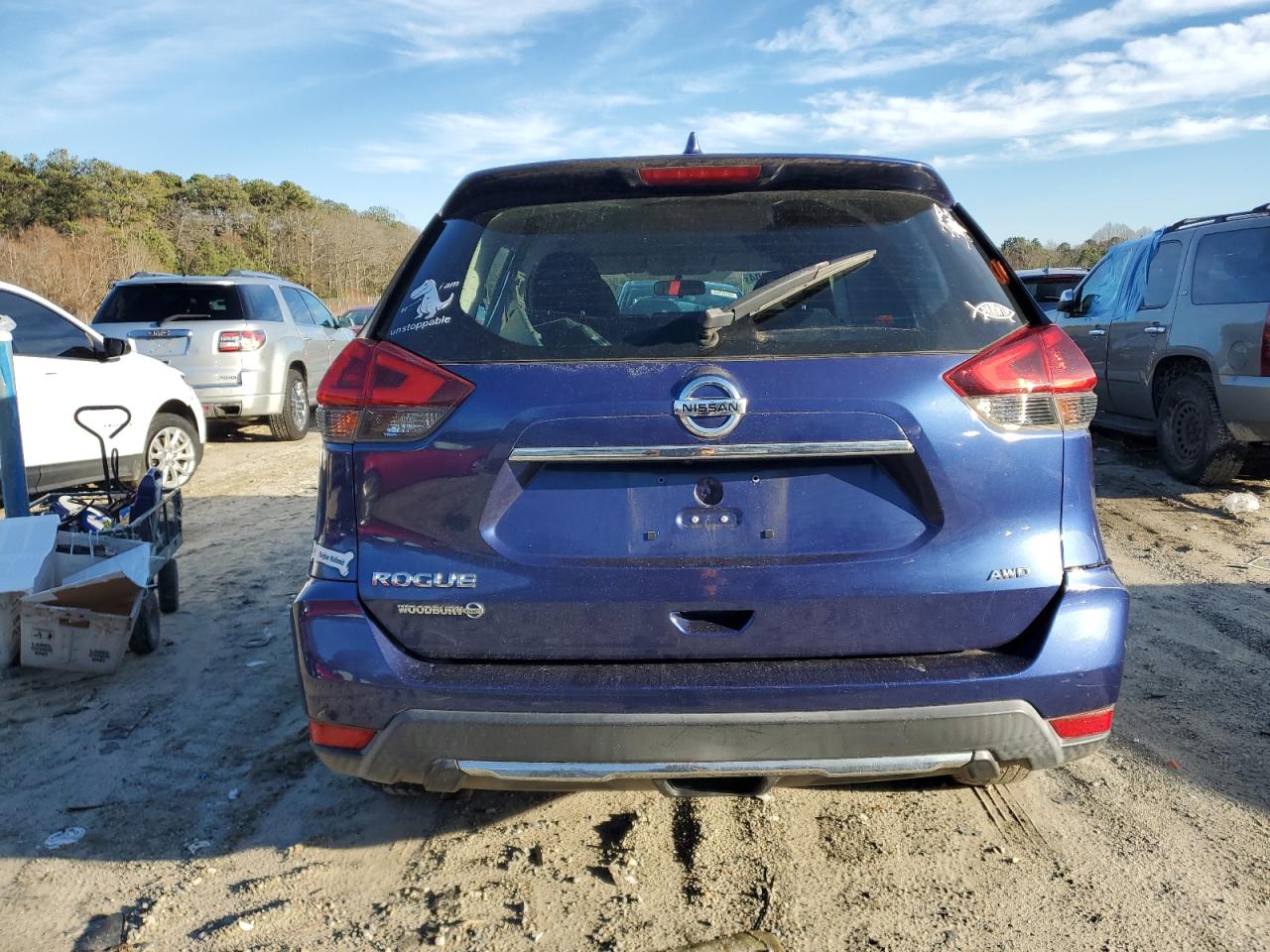 2018 Nissan Rogue - Image 6