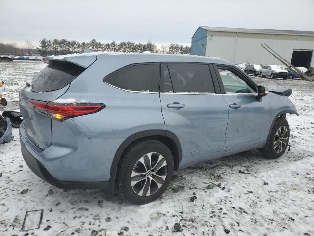  TOYOTA HIGHLANDER 2022 Blue