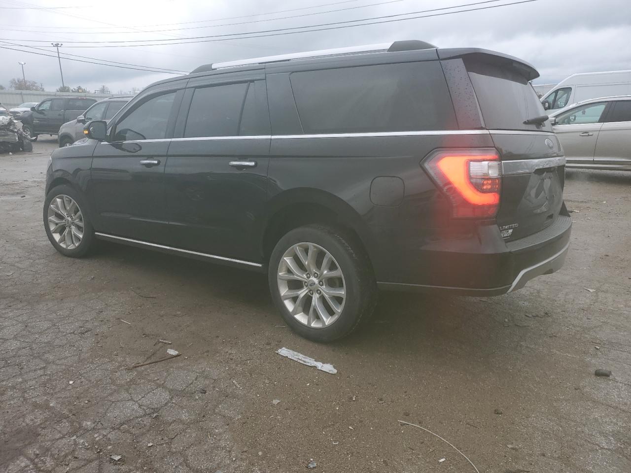 2018 Ford Expedition - Image 2