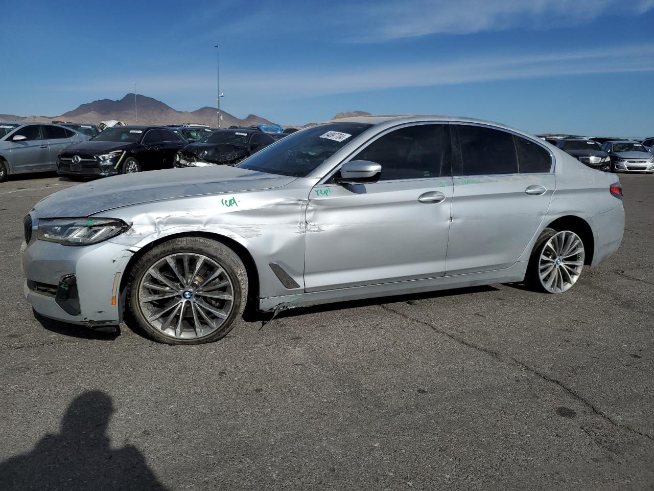 VIN WBA53BH07MWX17069 2021 BMW 5 SERIES no.1