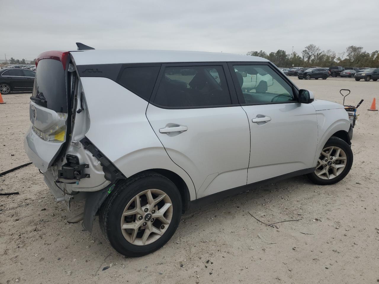 2021 Kia Soul - Image 3