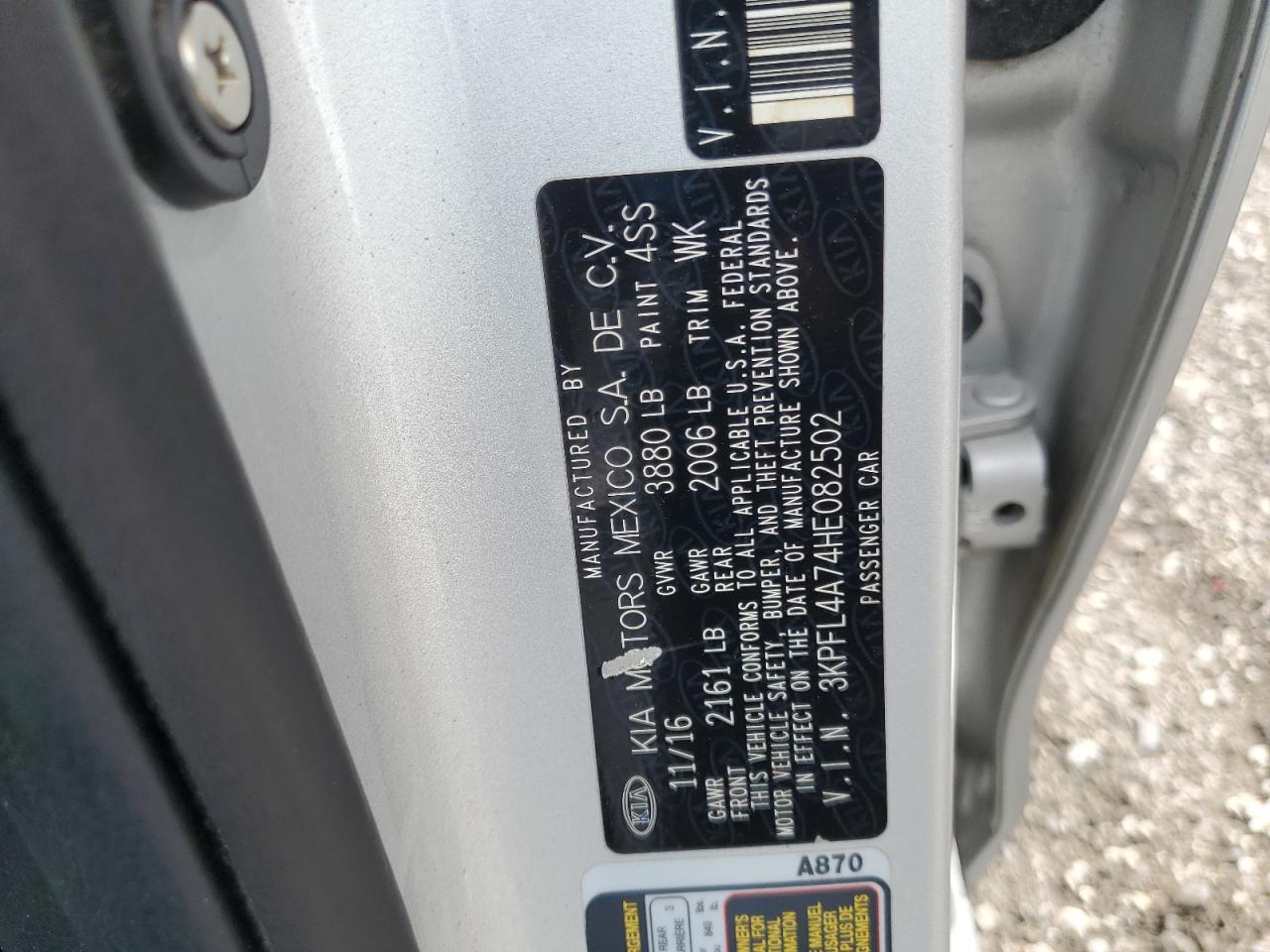 2017 Kia Forte - Image 13