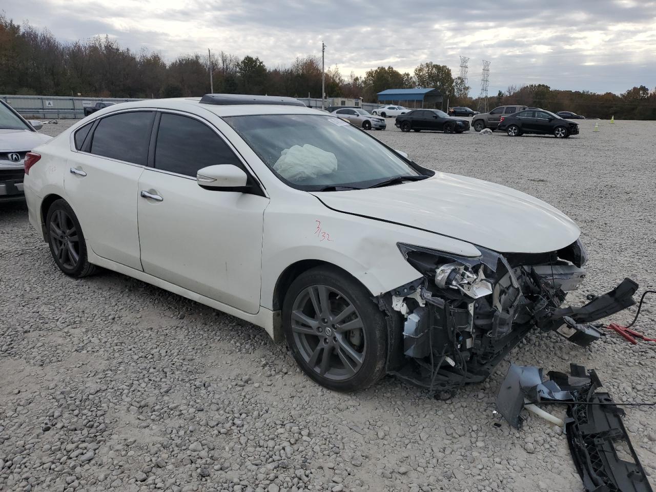 2018 Nissan Altima - Image 4