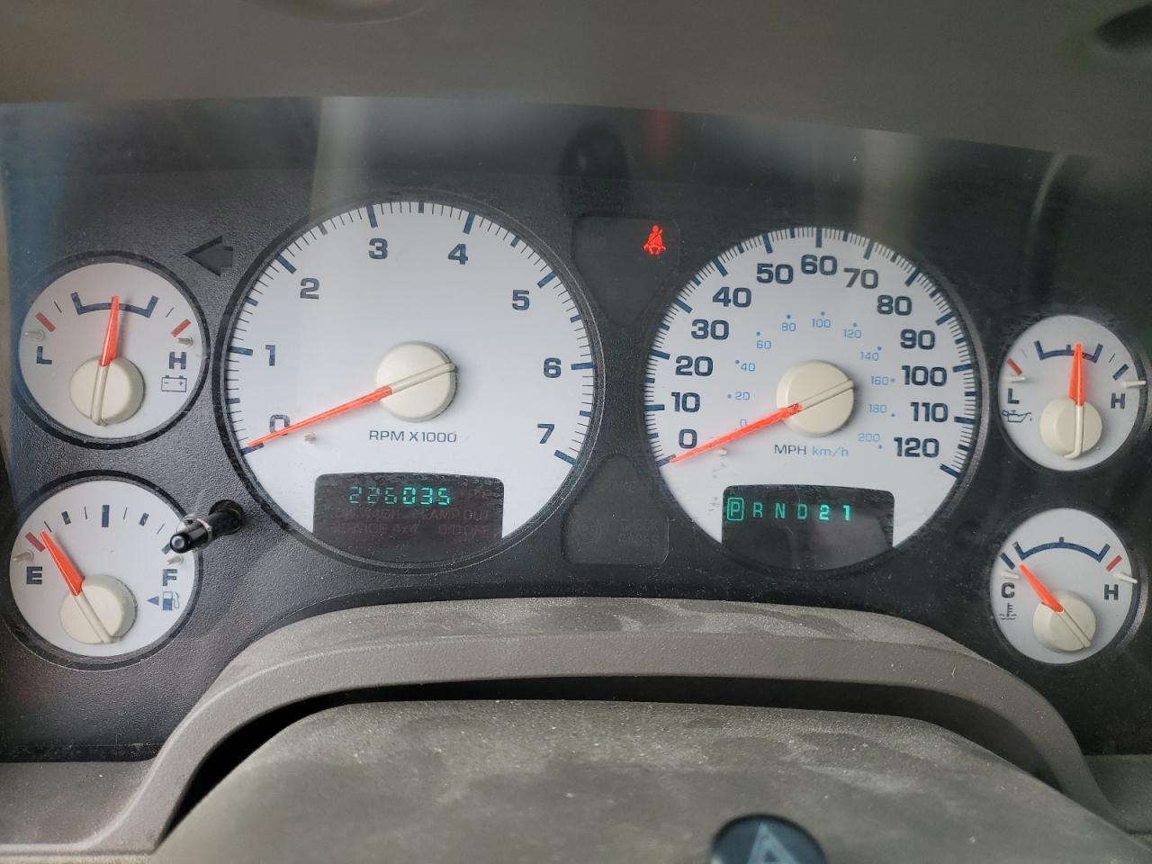 2003 Dodge RAM - Image 9