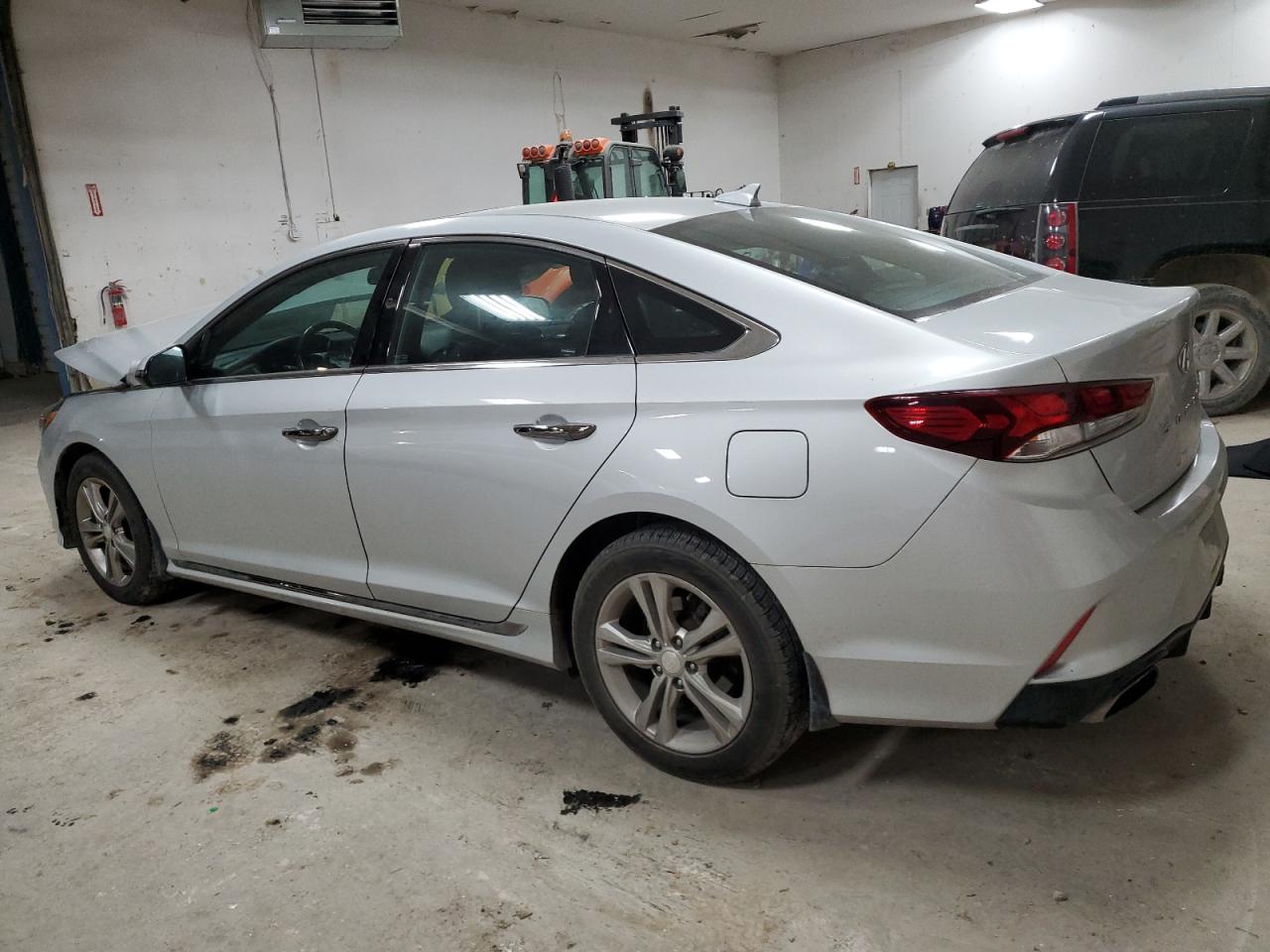 2019 Hyundai Sonata - Image 2