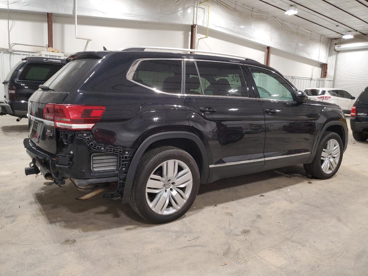 2018 Volkswagen Atlas - Image 3