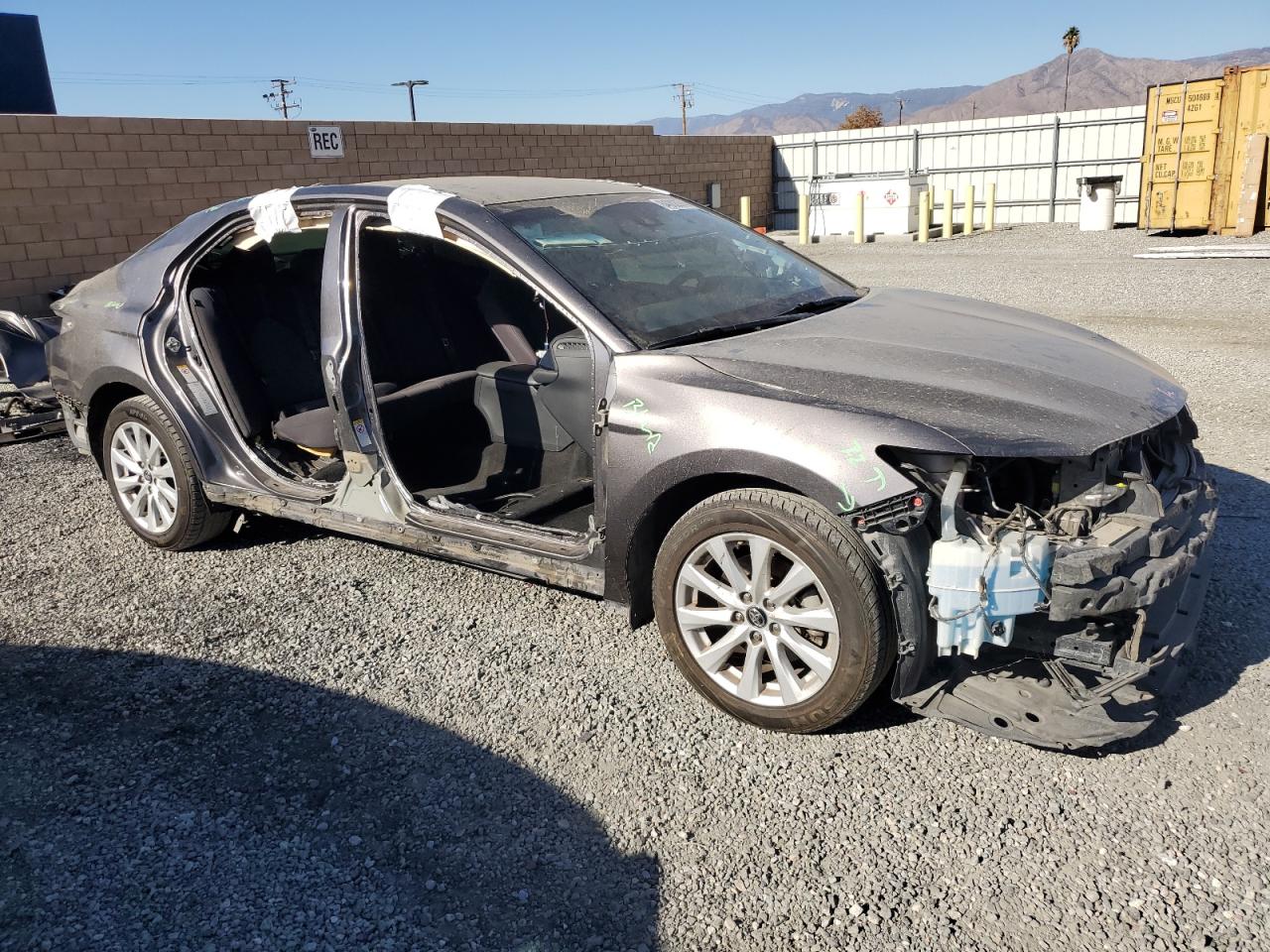 2018 Toyota Camry - Image 4