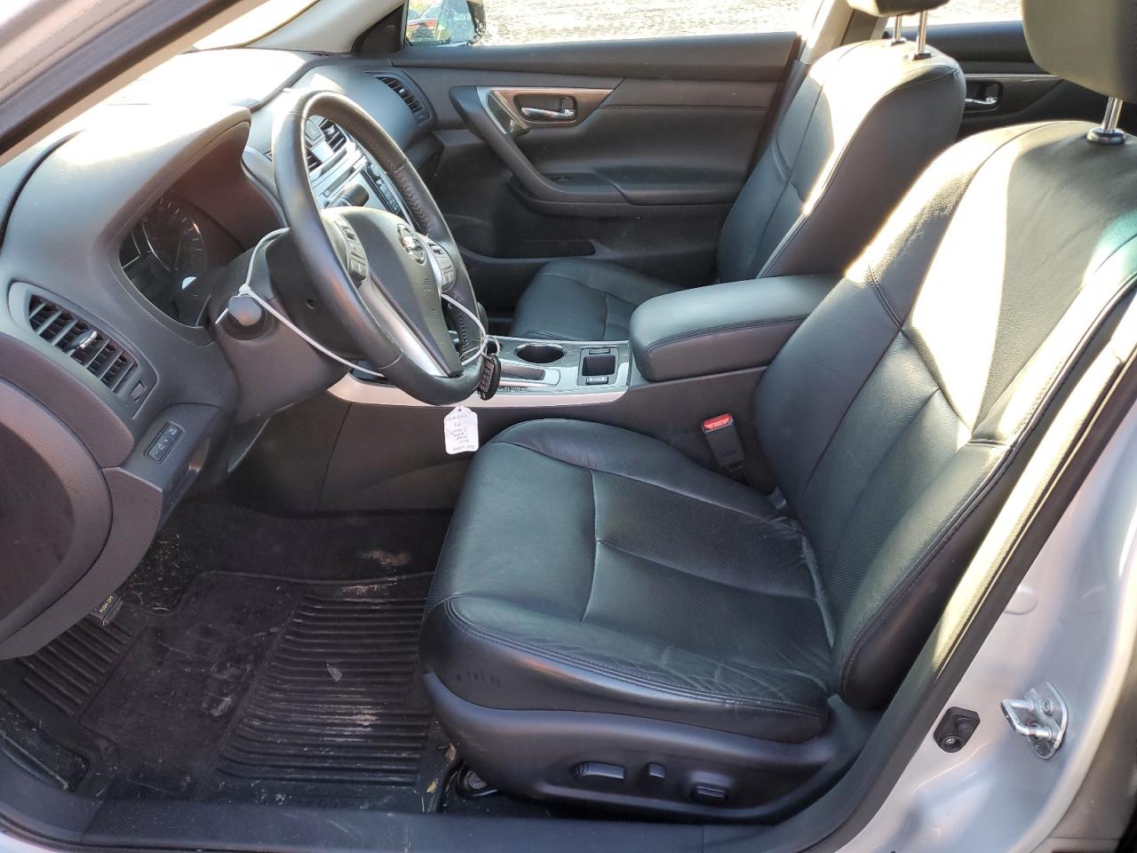 2015 Nissan Altima - Image 7