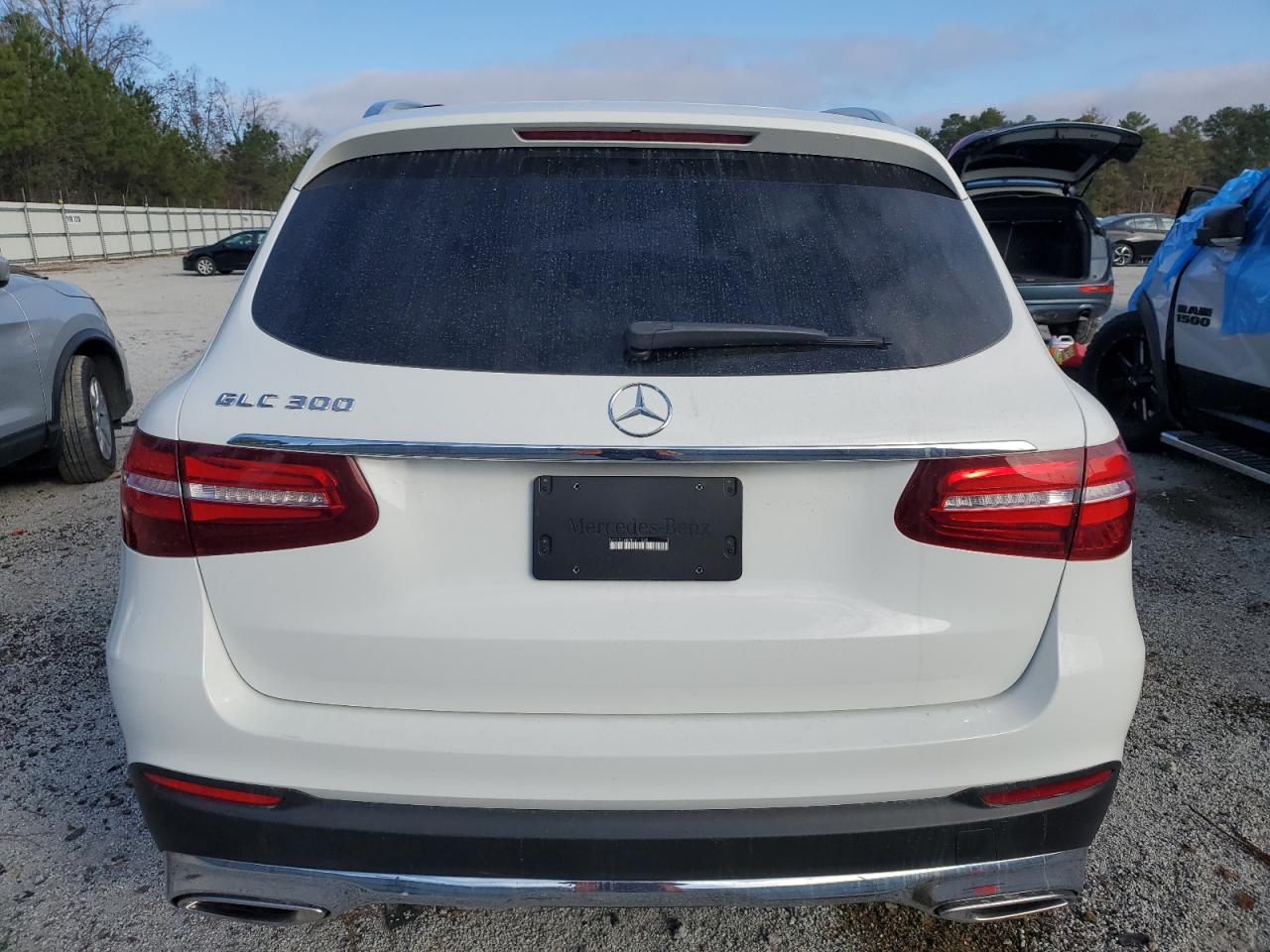 2019 Mercedes-Benz GLC - Image 6