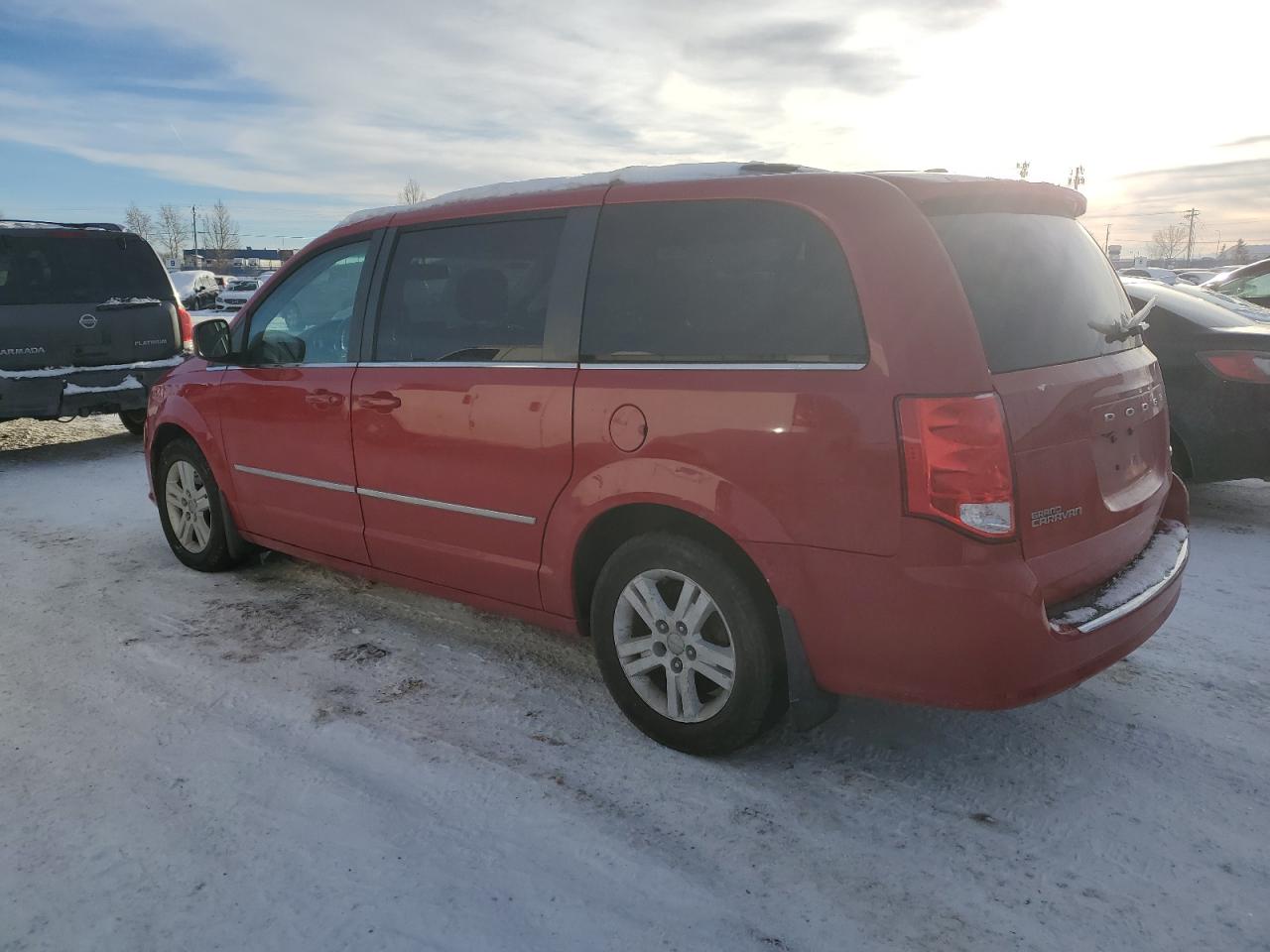 2014 Dodge Caravan - Image 2