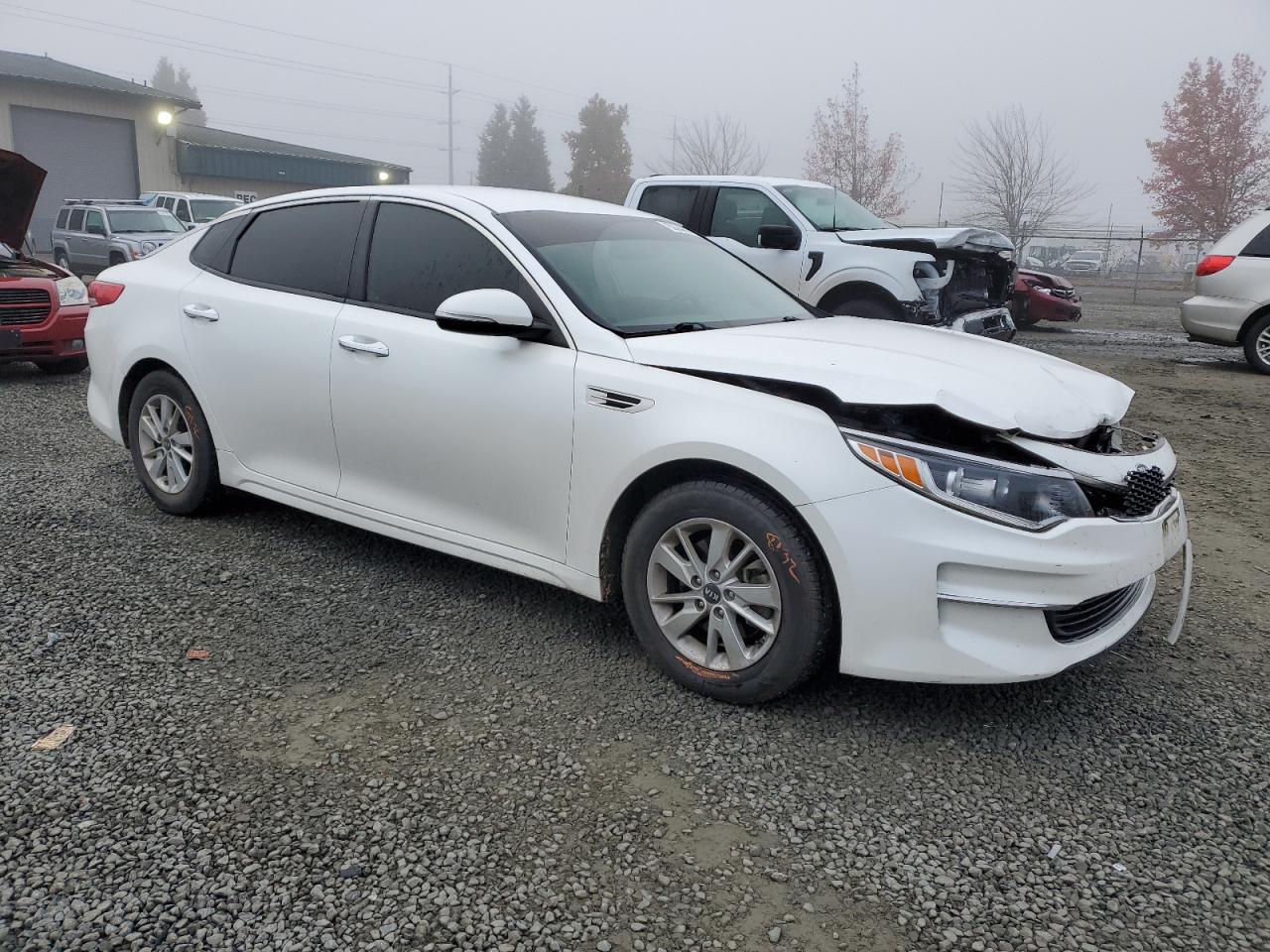 VIN KNAGT4L32G5074193 2016 KIA OPTIMA no.4