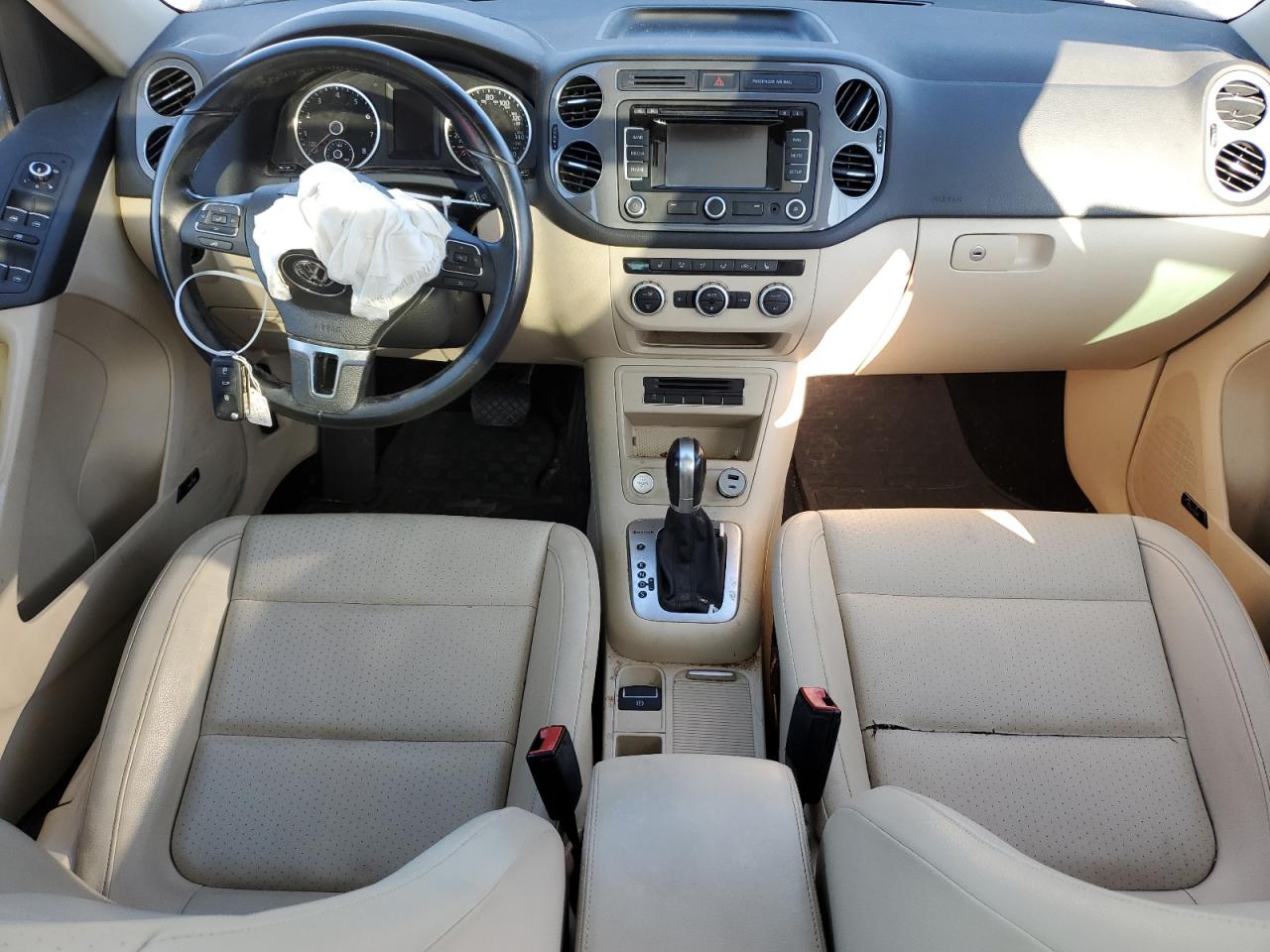2015 Volkswagen Tiguan - Image 8