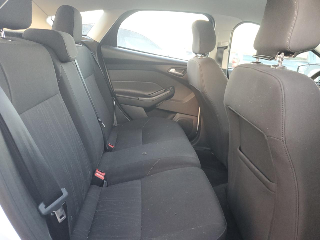 2018 Ford Focus - Image 10