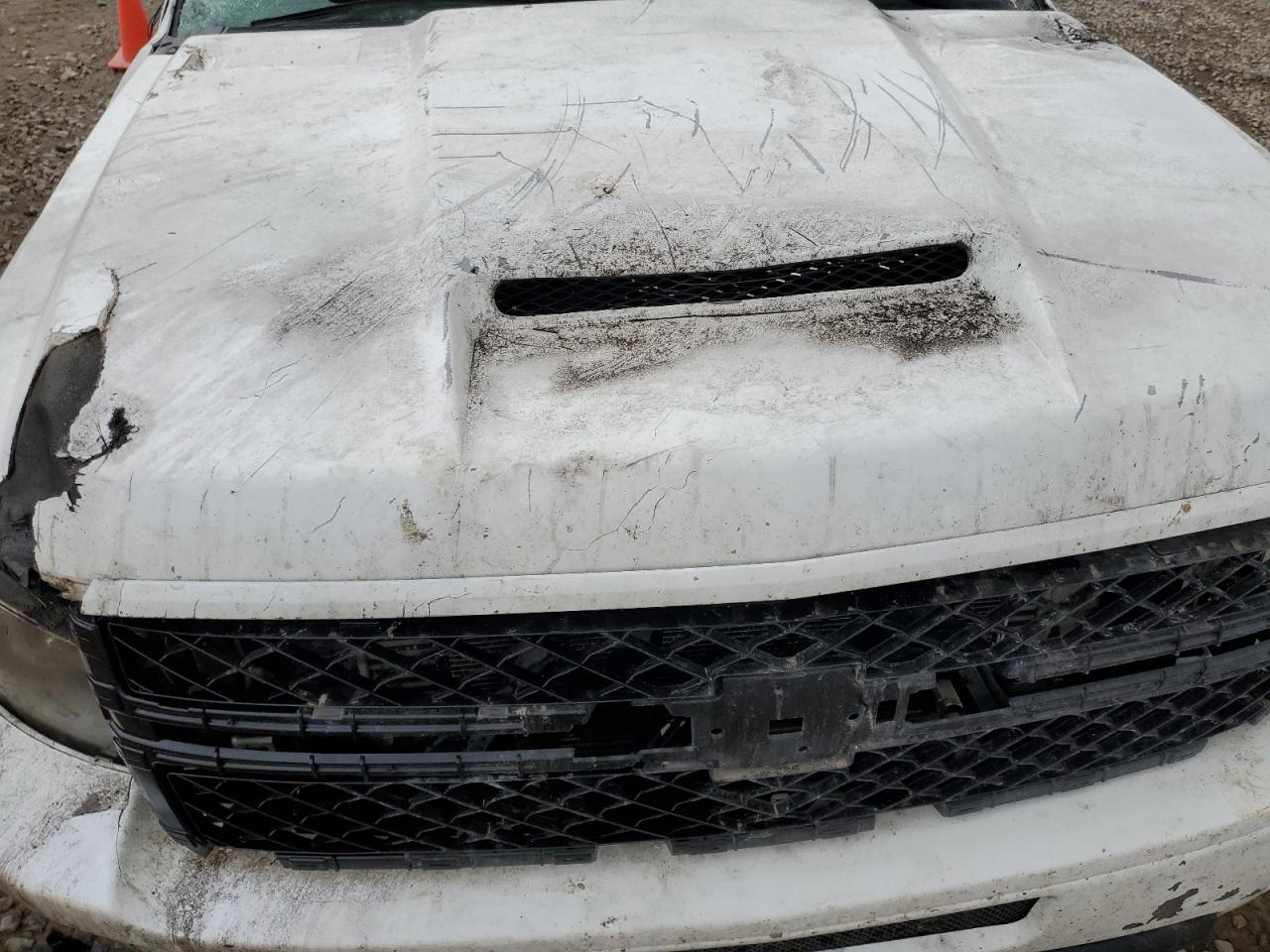 2008 Chevrolet Silverado - Image 12