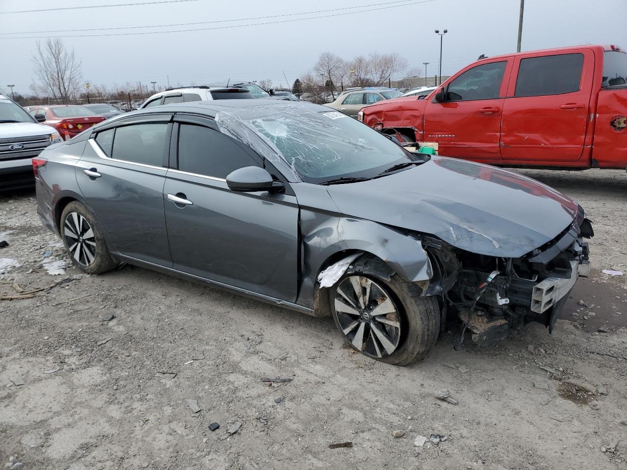 2019 Nissan Altima - Image 4