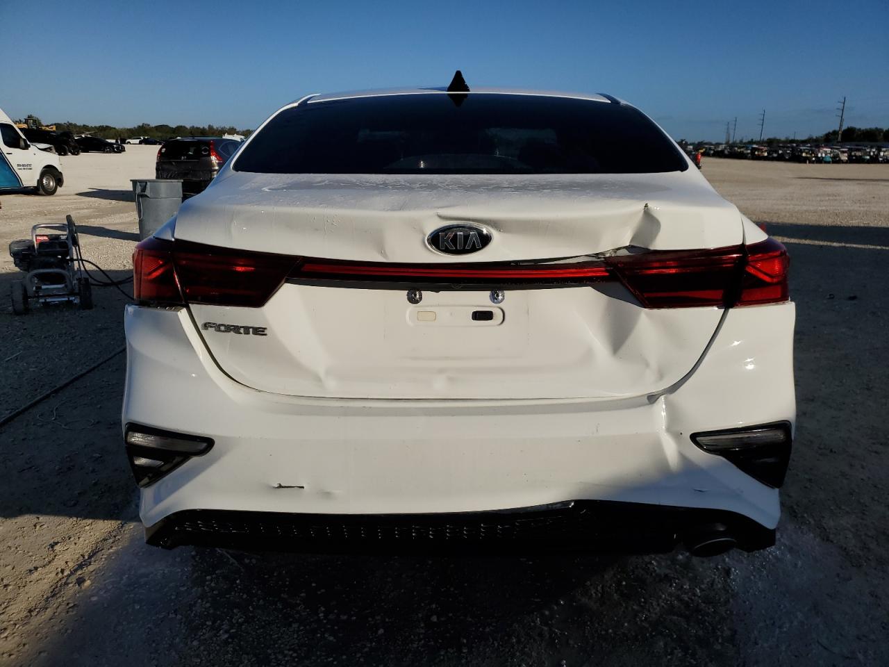 2020 Kia Forte - Image 6