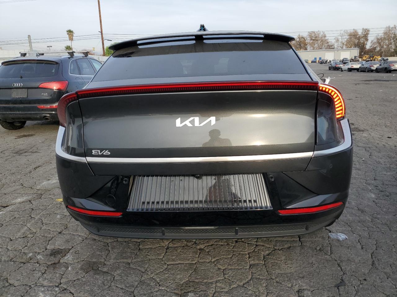 VIN KNDC34LA7R5163423 2024 KIA EV6 LIGHT no.6