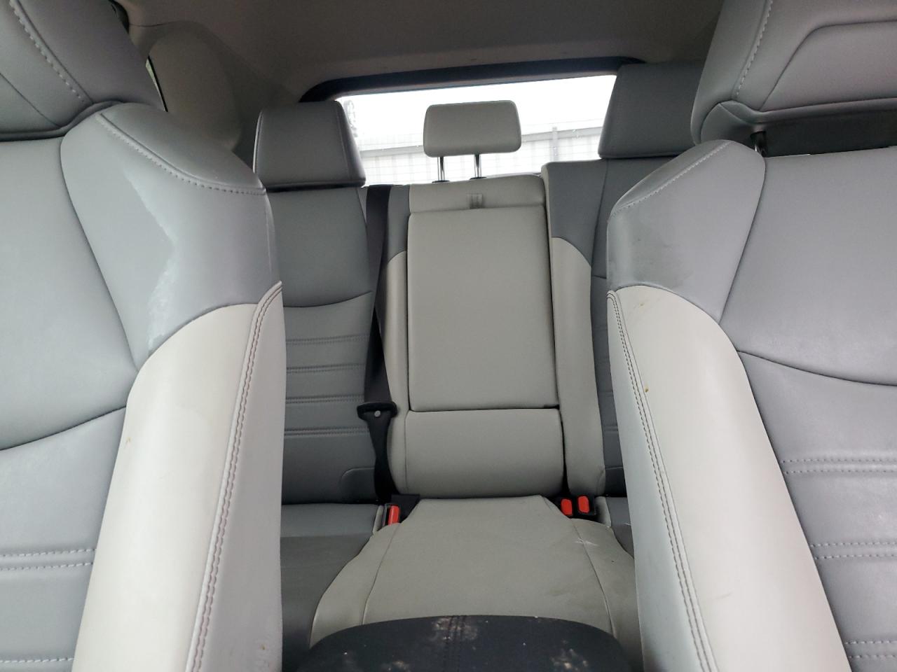 2021 Toyota RAV 4 - Image 10