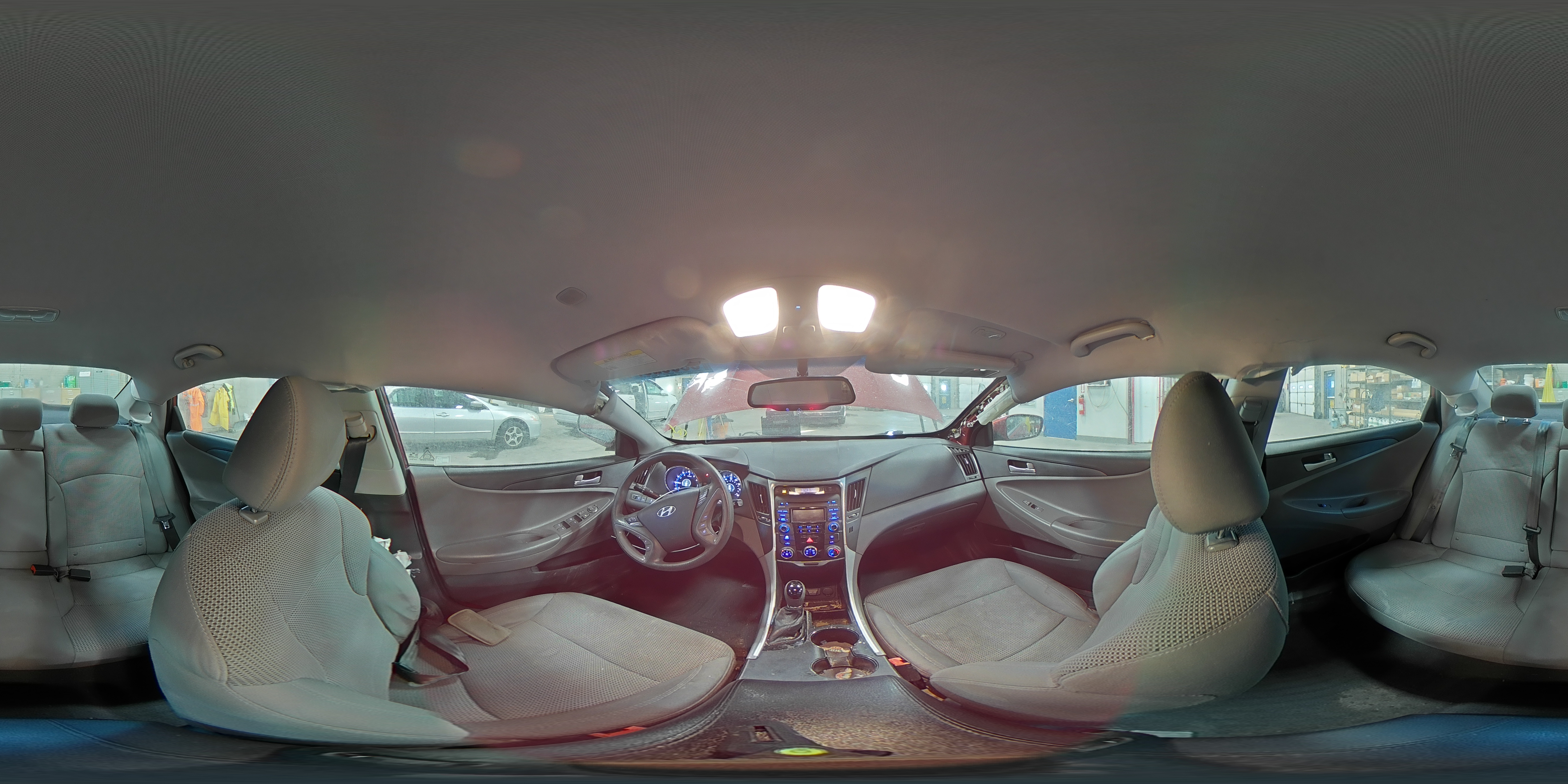 2014 Hyundai Sonata - Image 12