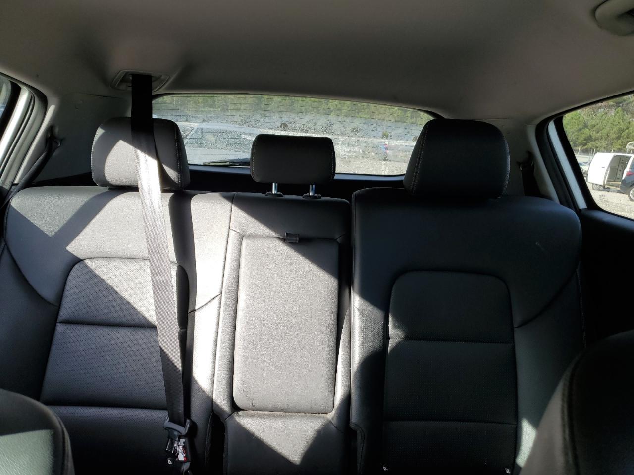 2021 Kia Sportage - Image 10