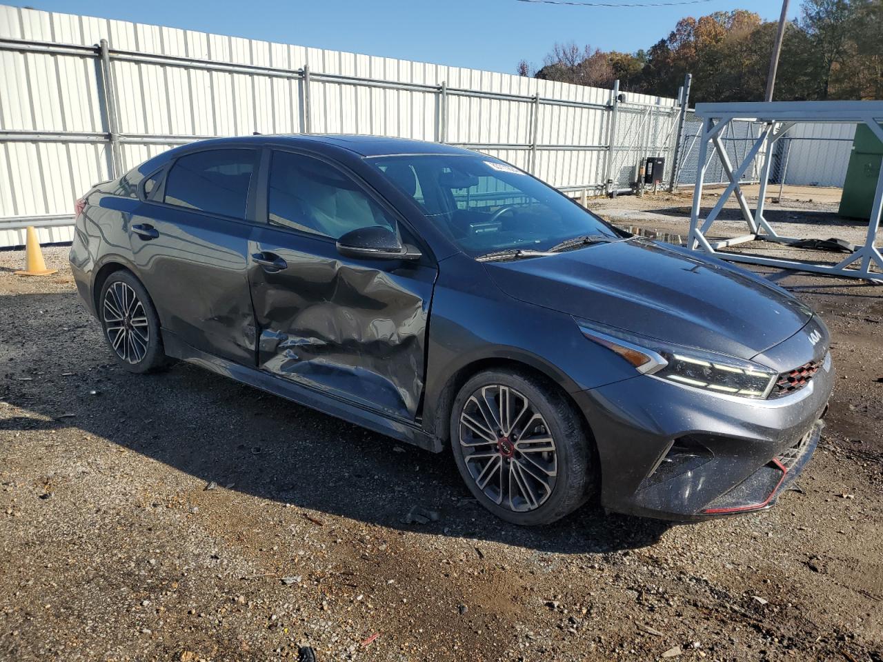 2022 Kia Forte - Image 4
