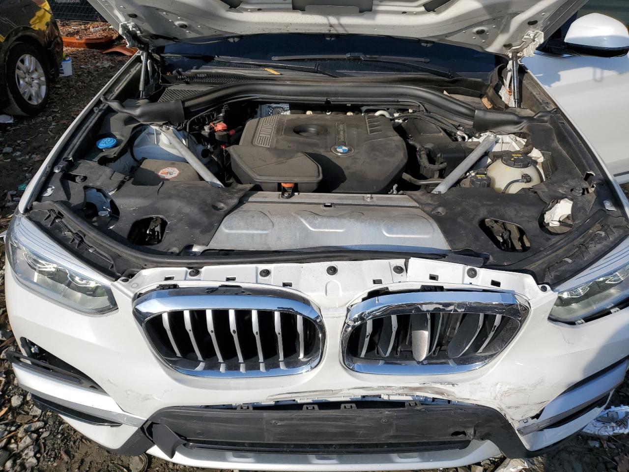 2018 BMW X3 - Image 12