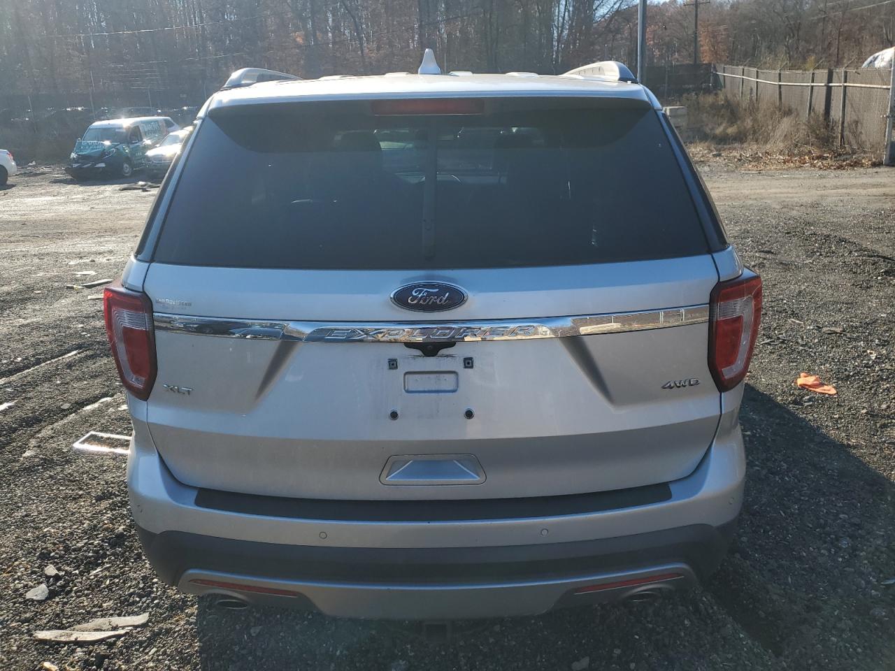 2016 Ford Explorer - Image 6