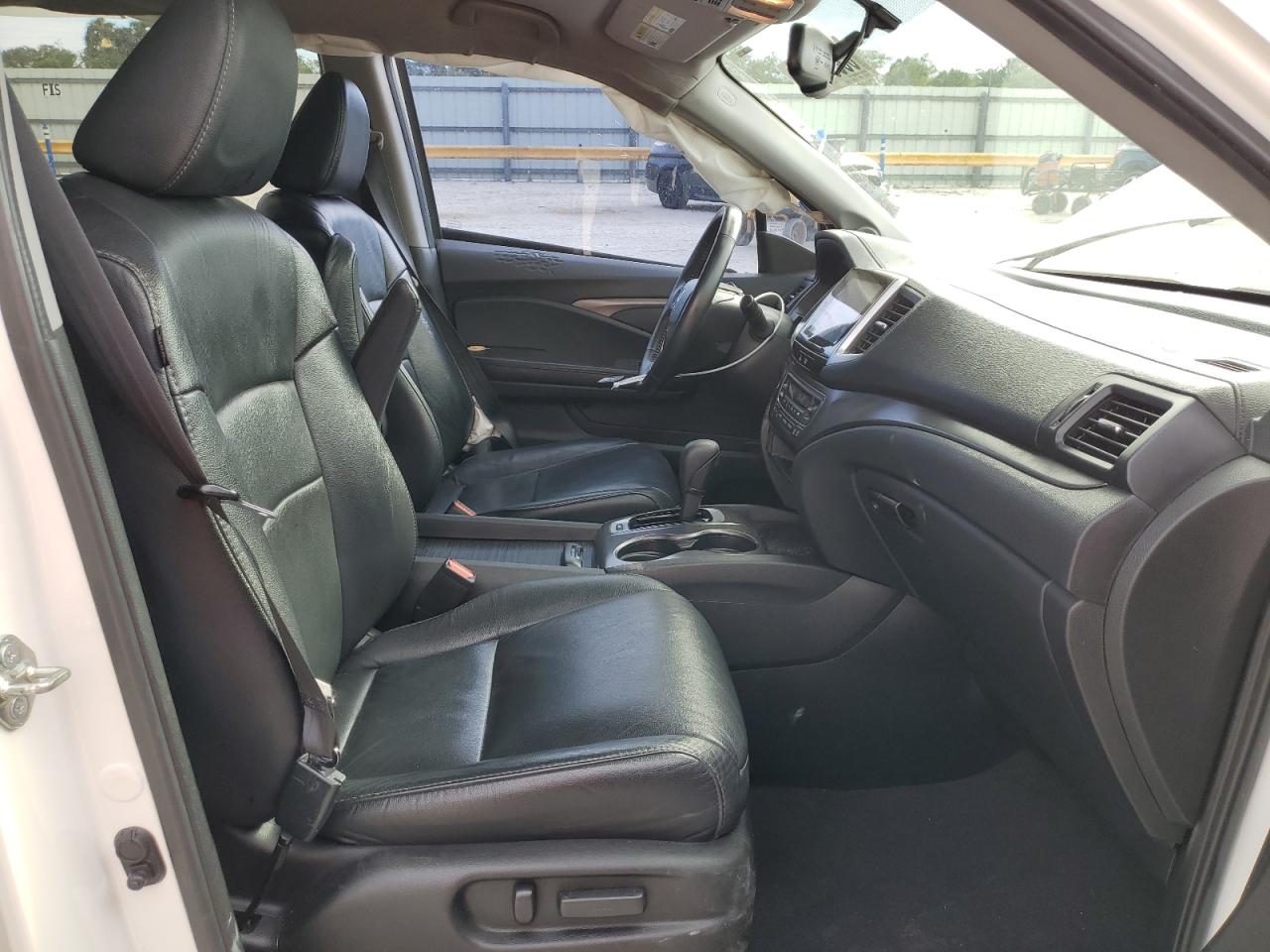 2017 Honda Pilot - Image 7
