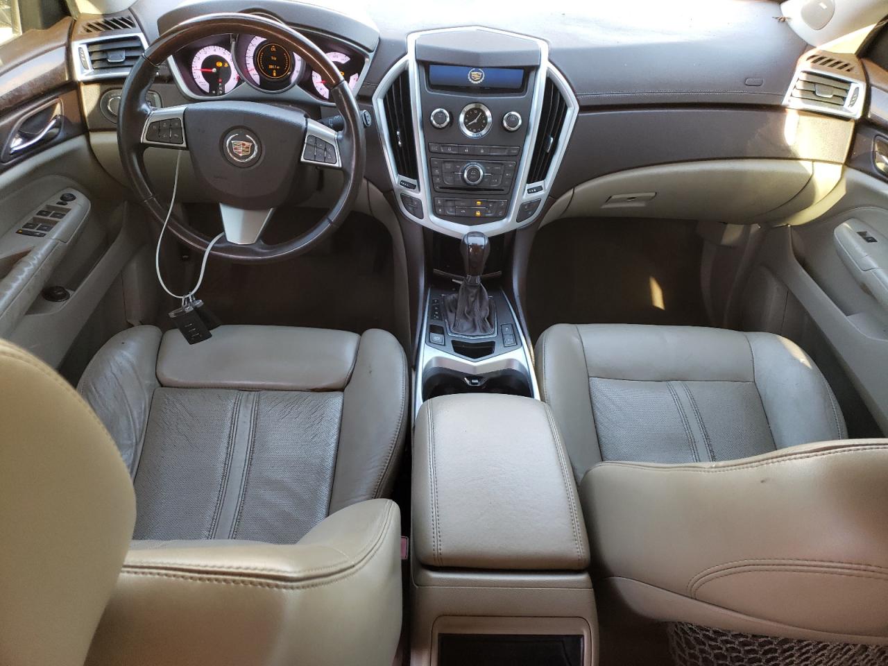 2010 Cadillac SRX - Image 8