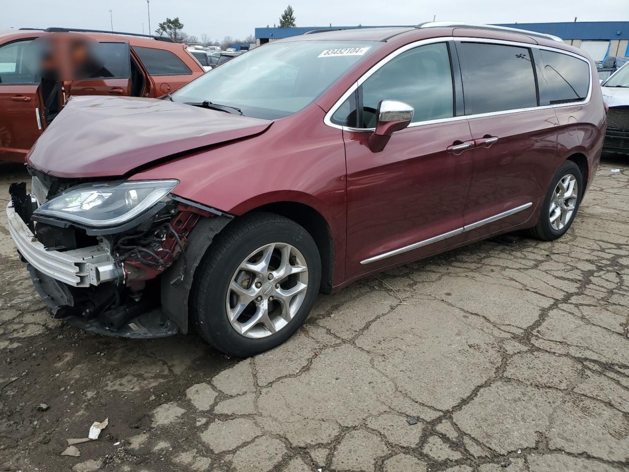 VIN 2C4RC1GG4KR705335 2019 CHRYSLER PACIFICA no.1