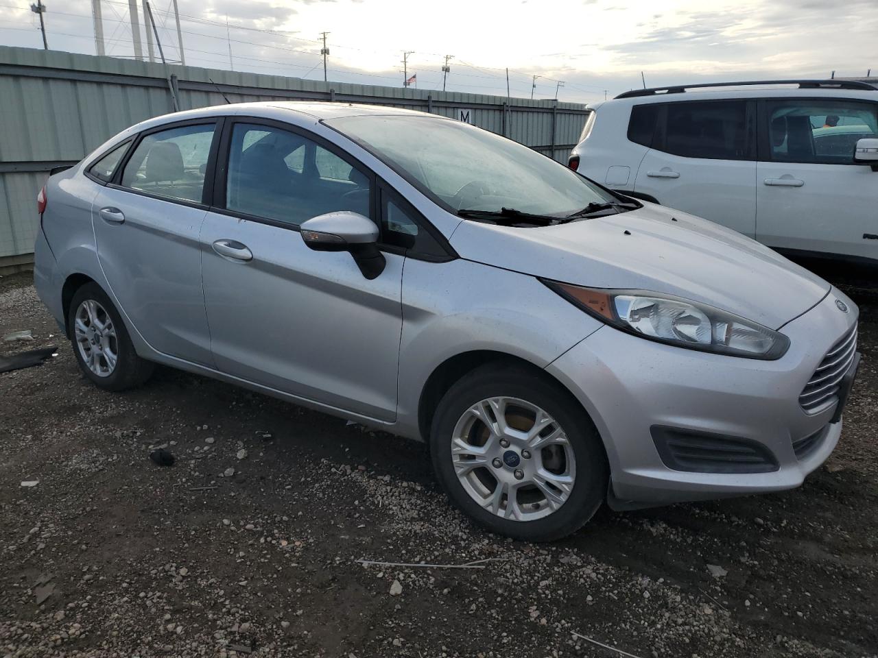 VIN 3FADP4BJ6FM148532 2015 FORD FIESTA no.4