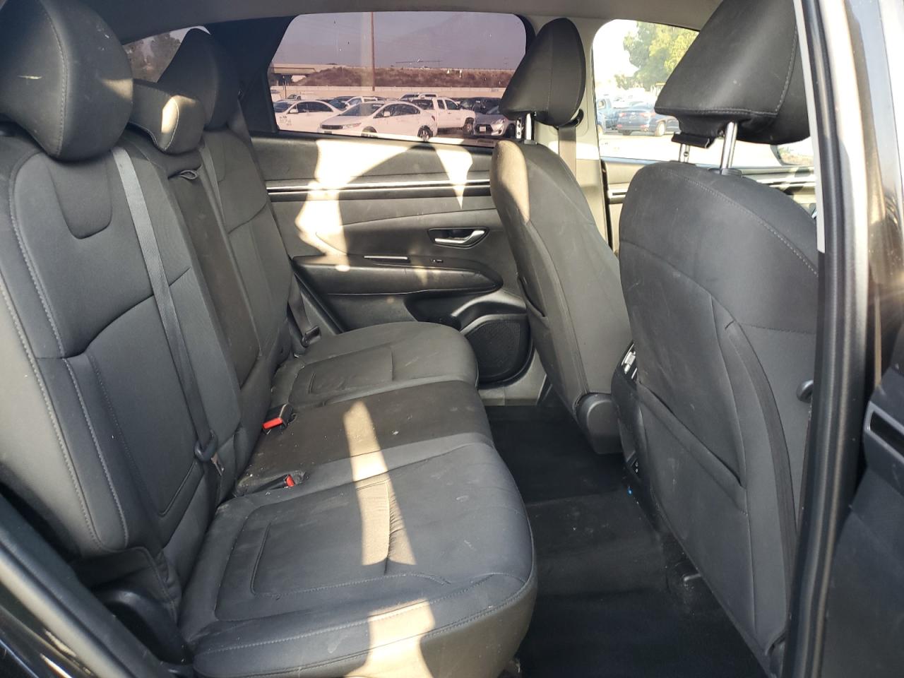 2022 Hyundai Tucson - Image 12