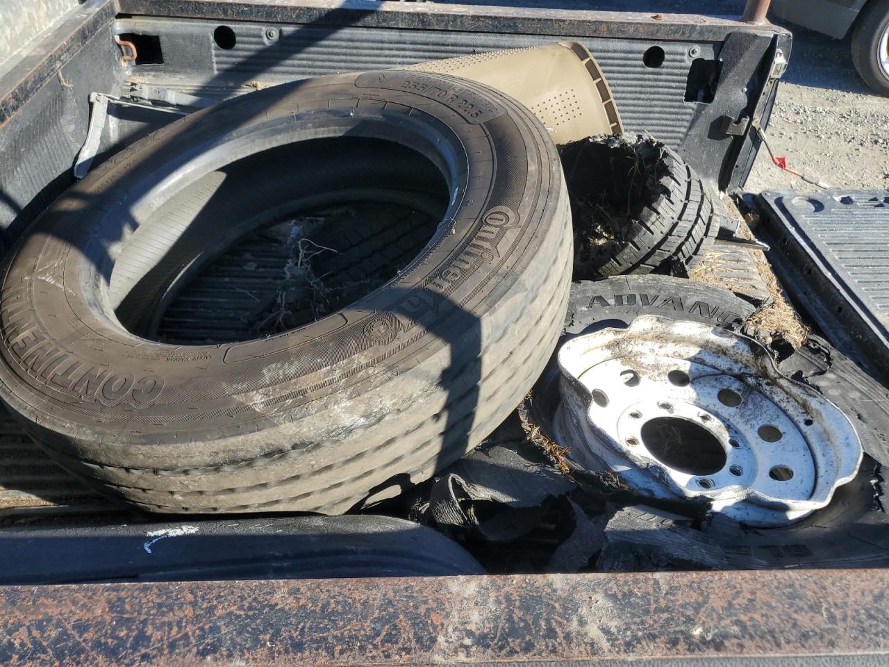 2001 Toyota Tacoma Double Cab VIN: 5TEHN72N31Z821889 Lot: 83811874