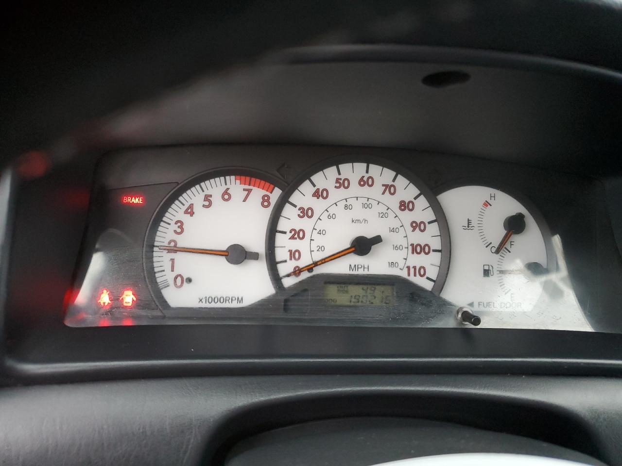 2004 Toyota Corolla - Image 10