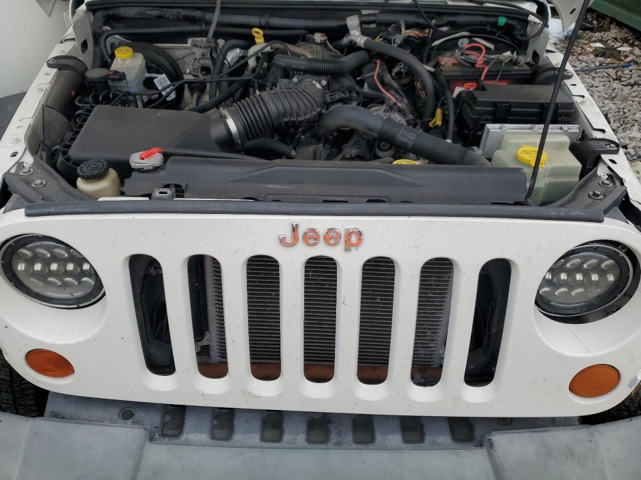 2008 Jeep Wrangler - Image 12