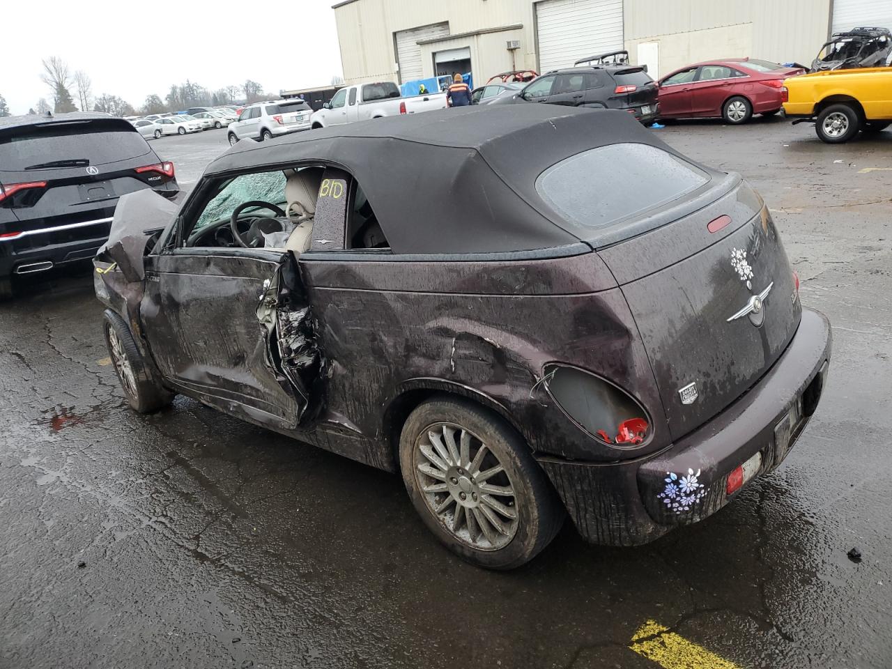 2005 Chrysler PT Cruiser - Image 2